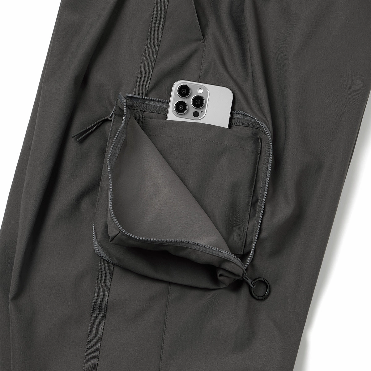8SE-01P 4DX Module Tech Utility Pants 'Iron'