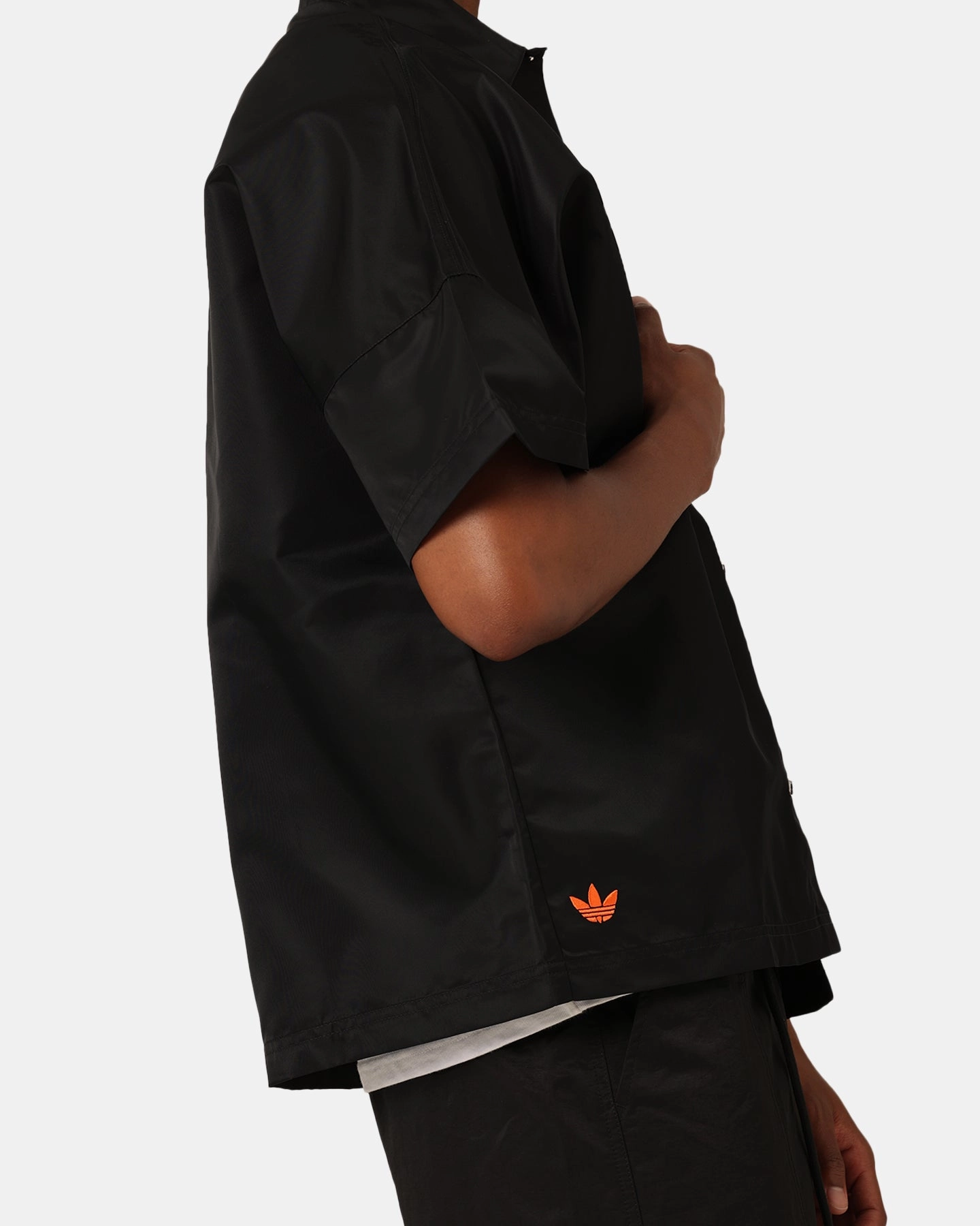 Adidas Neuclassics  Short Sleeve Over Shirt Black/Semi Impact Orange