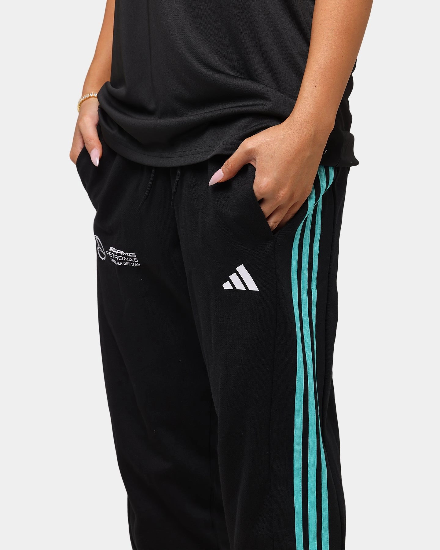 adidas x Mercedes-AMG PETRONAS Formula One F1 DNA Joggers Black/White