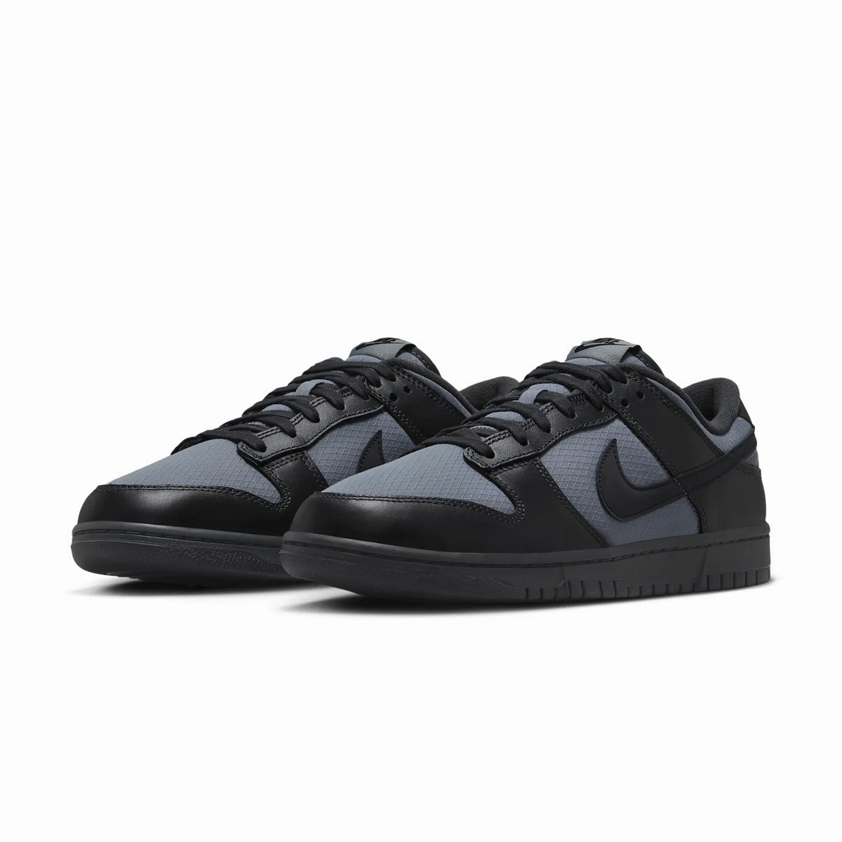 Dunk Low Retro SE ' Off Noir Smoke Grey'