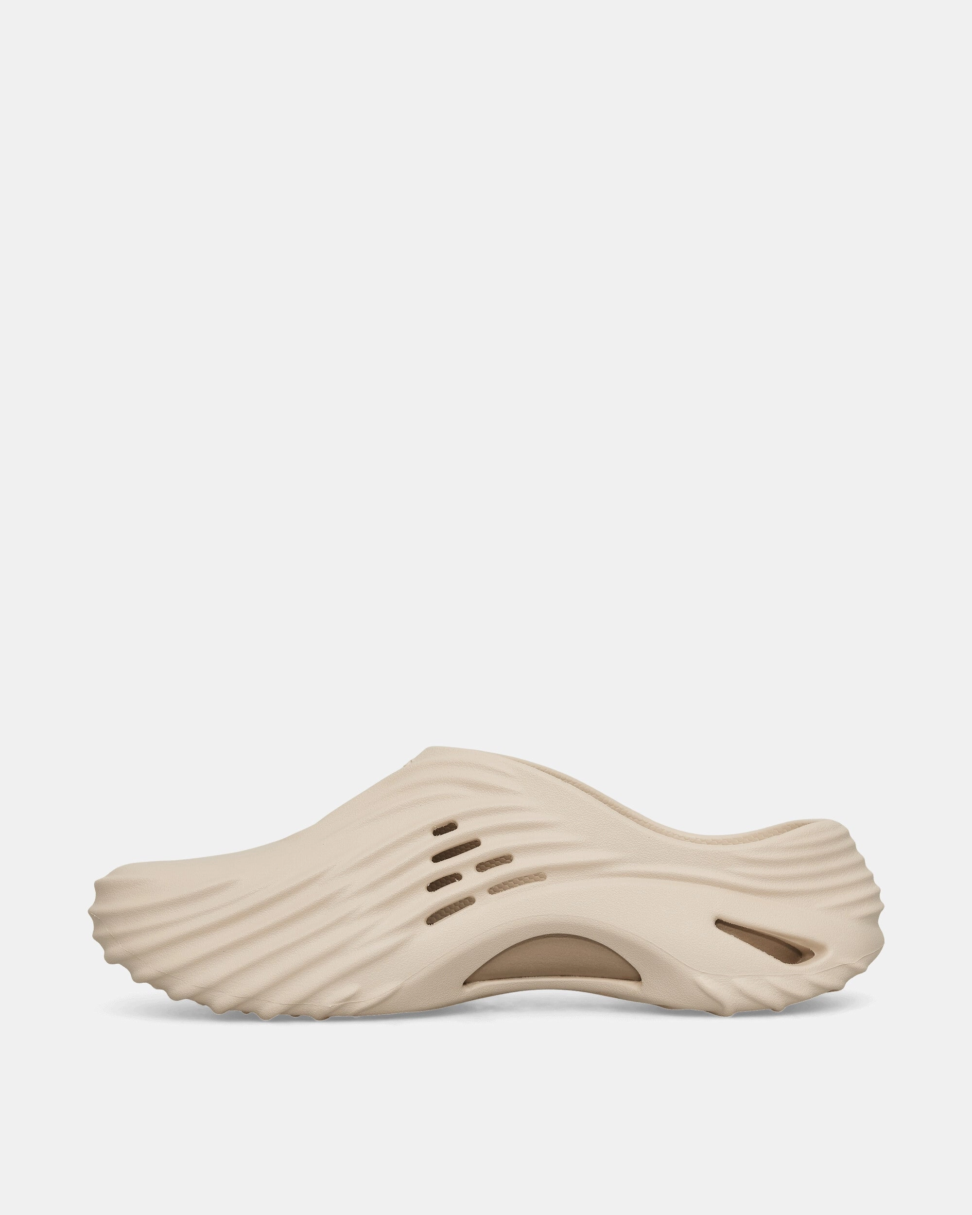 Echo Wave Mules Almond Tint