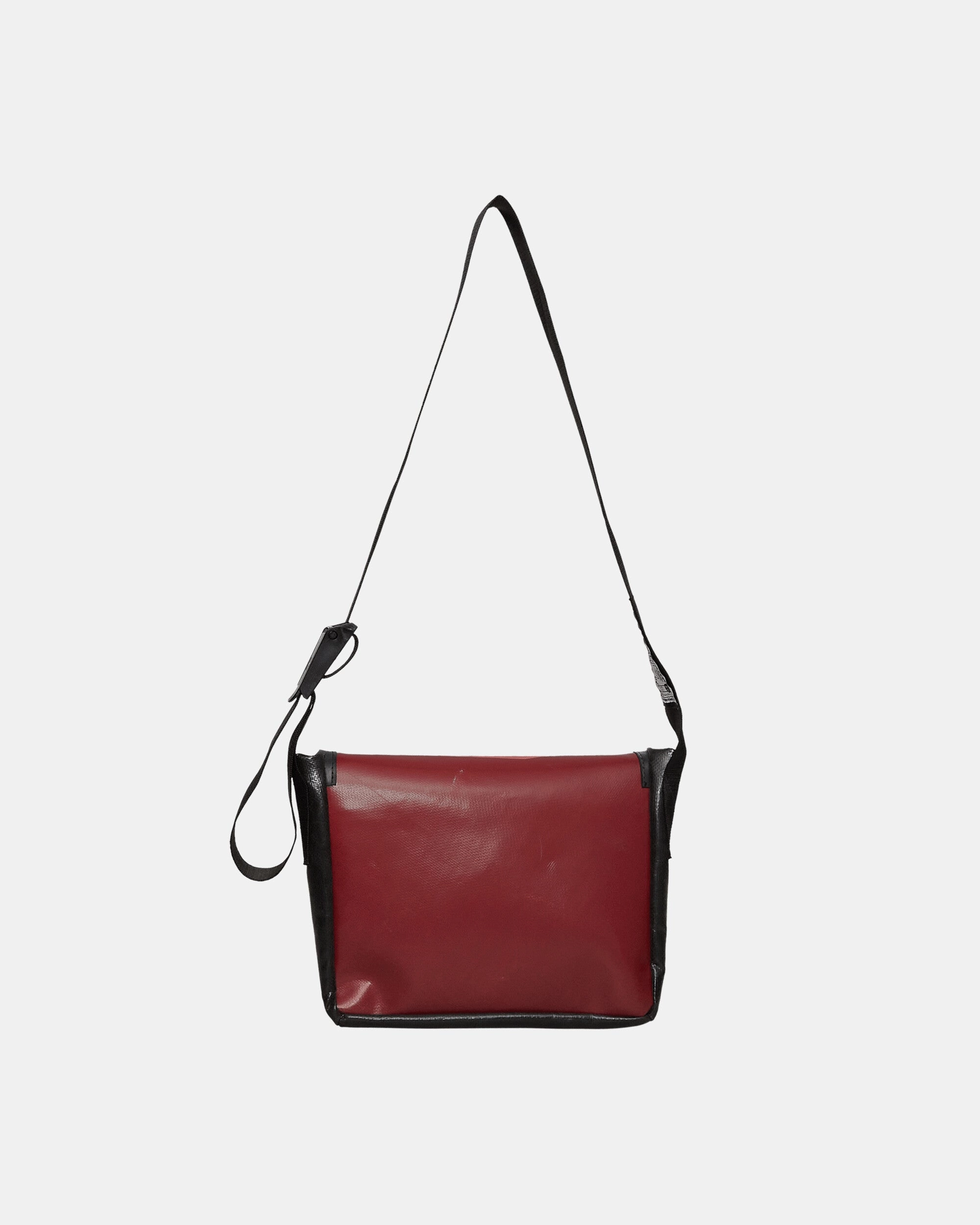 F11 Lassie Messenger Bag Red