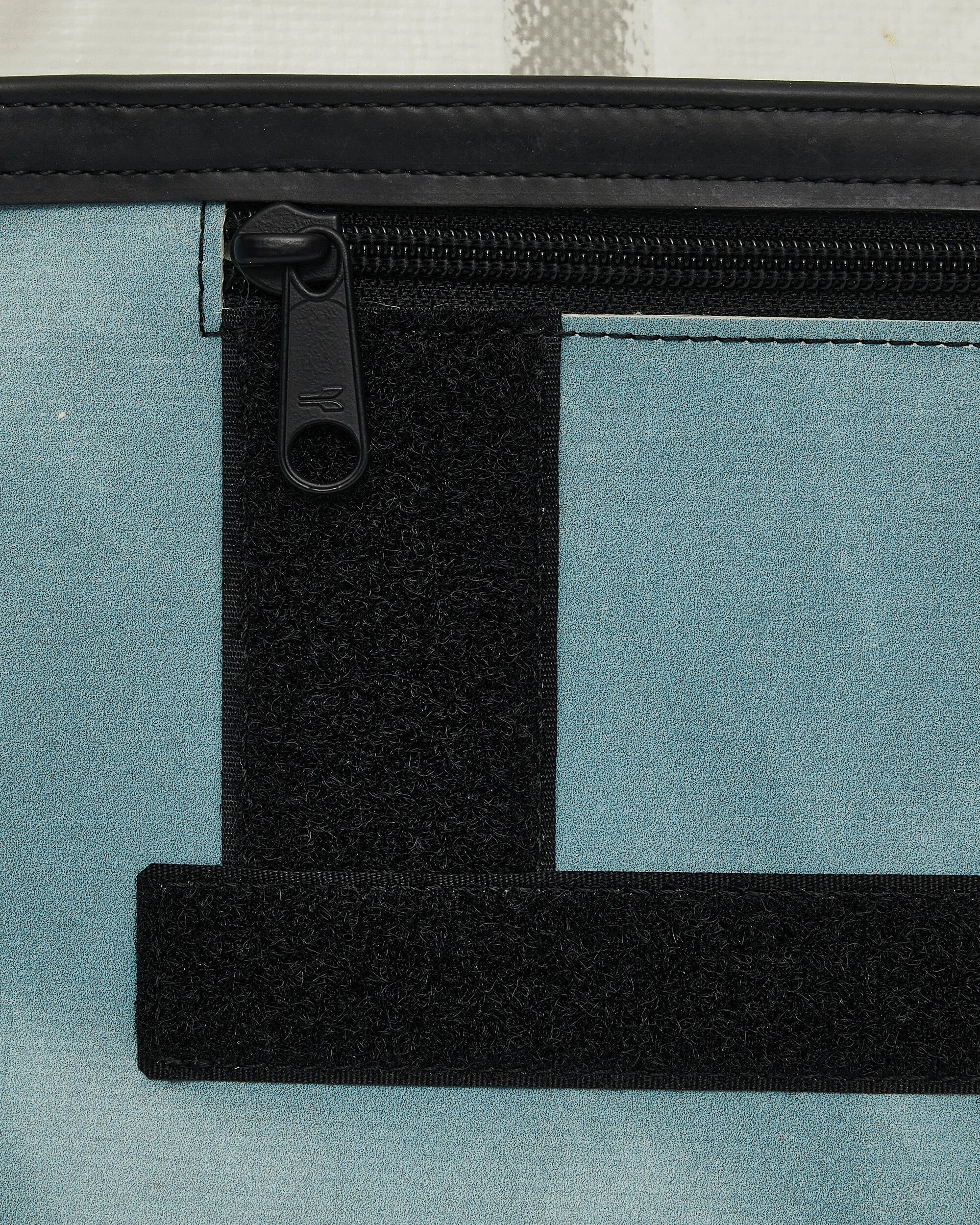 F41 Hawaii Five-0 Extra Small Messenger Bag Light Blue / White