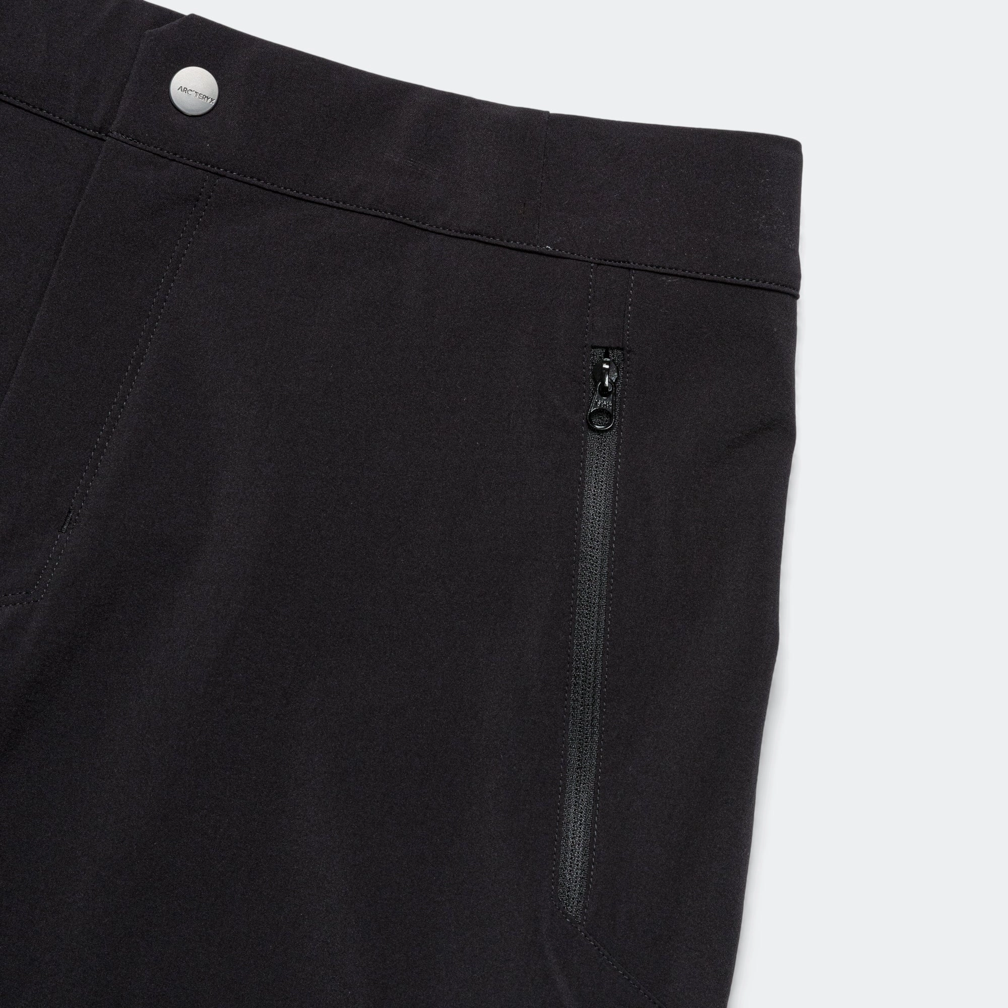 Gamma Lightweight 9 Short - Black