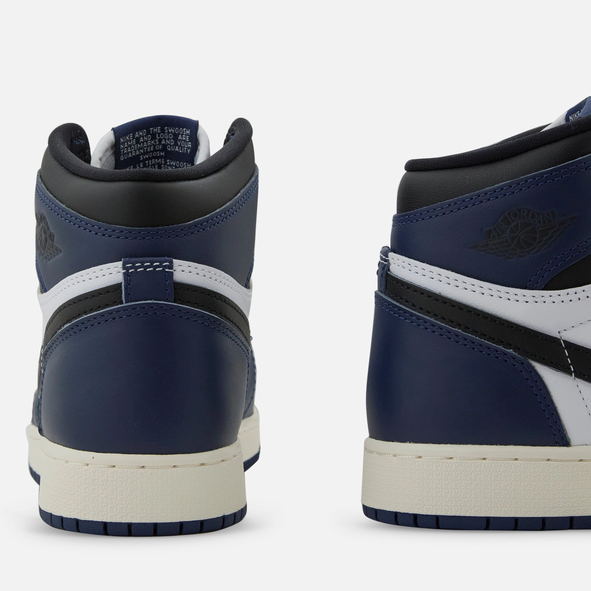 Grade School Air Jordan 1 Retro High OG Midnight Navy | Black | White | Sail