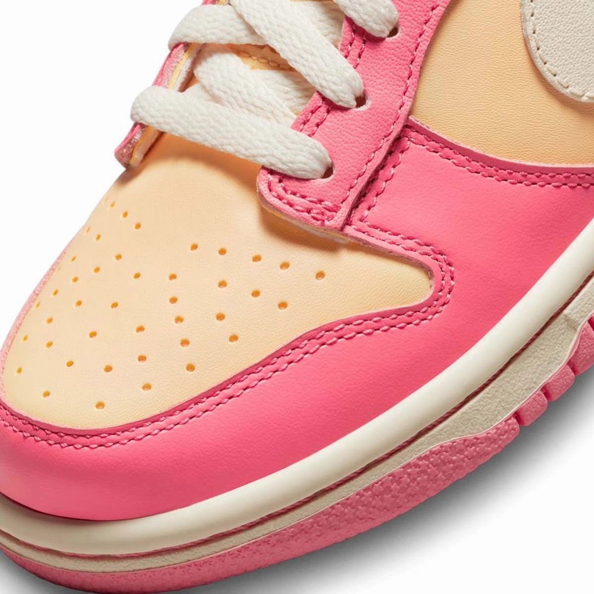 Kid's Dunk Low 'Strawberry Peach'