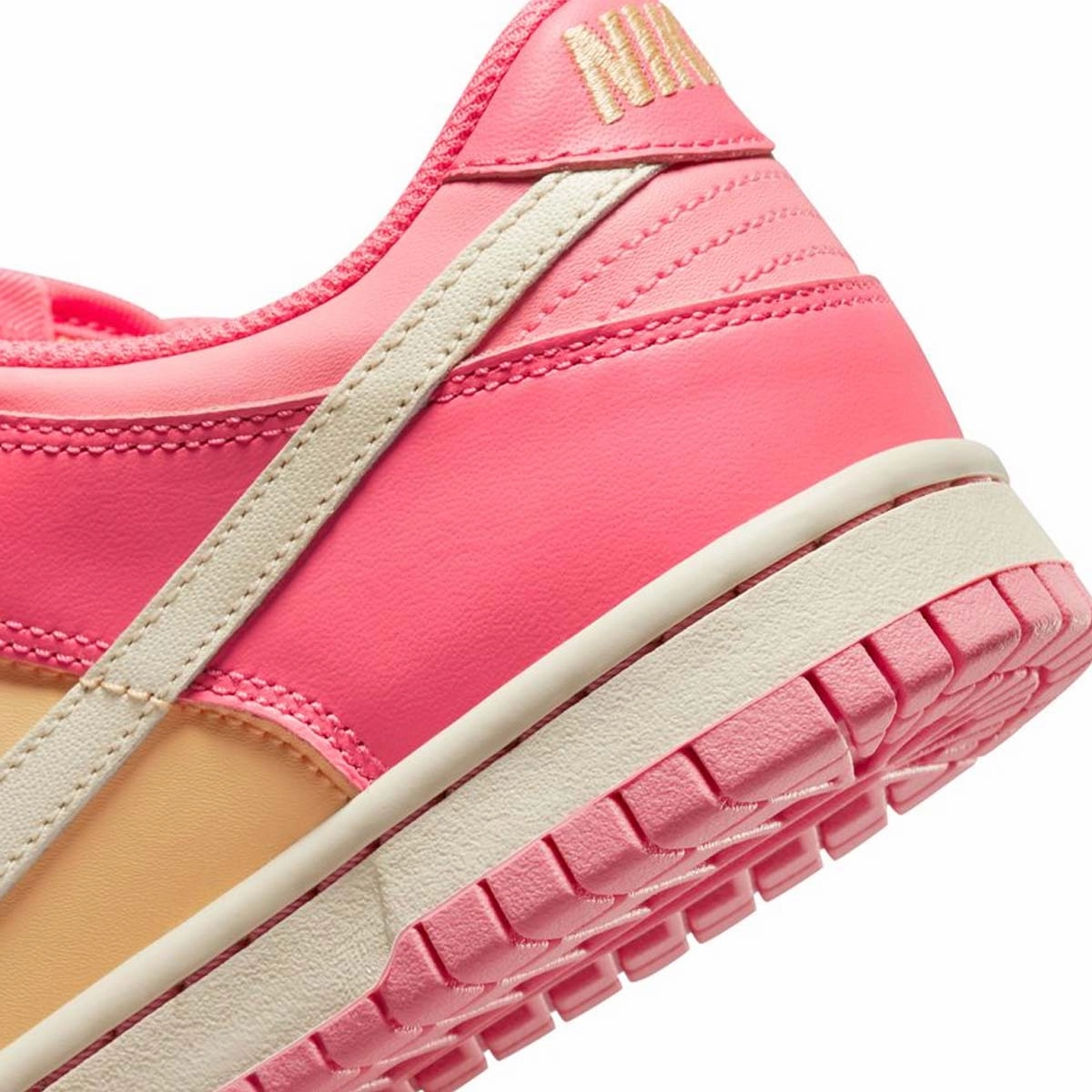 Kid's Dunk Low 'Strawberry Peach'