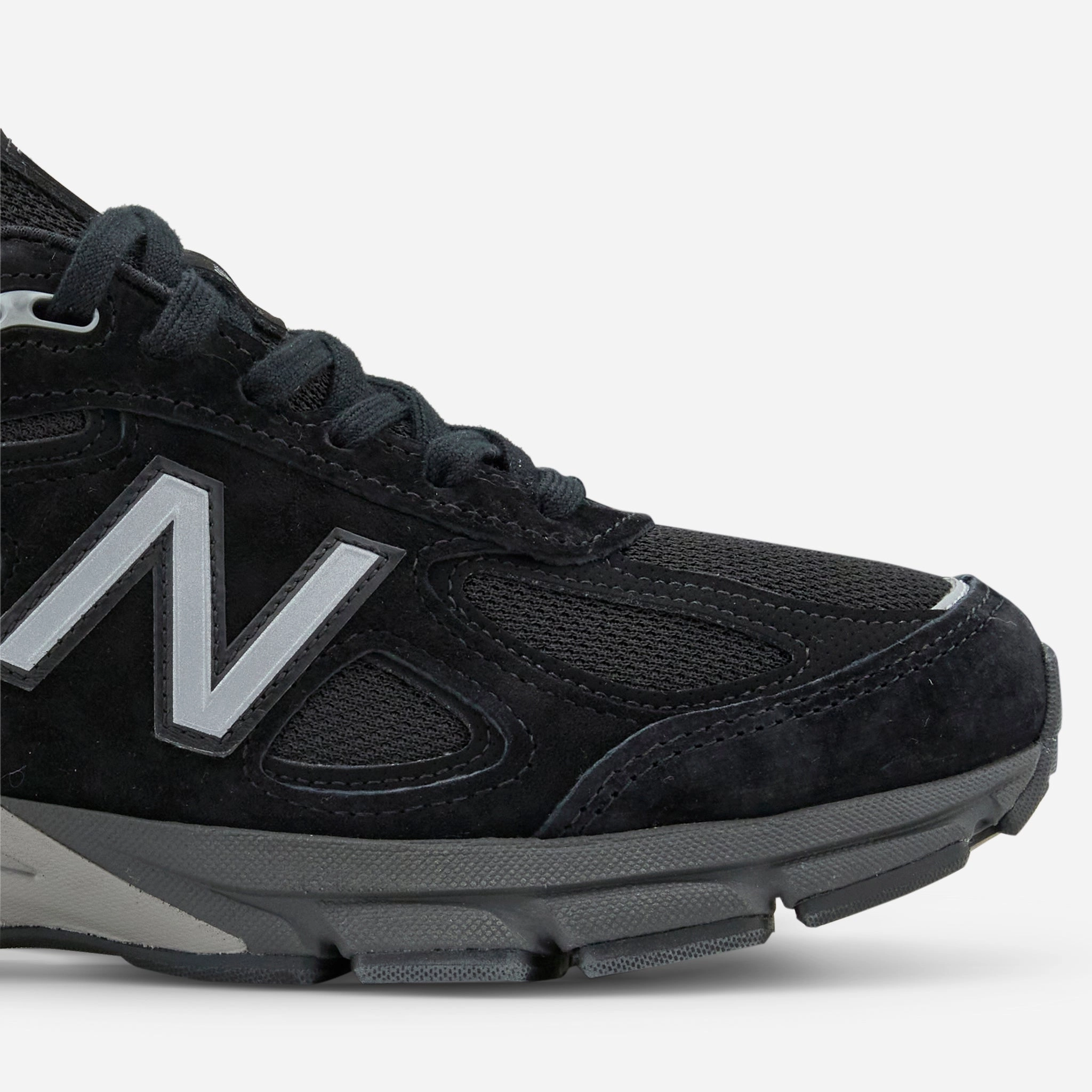 Made in USA 990v4 Black | Silver