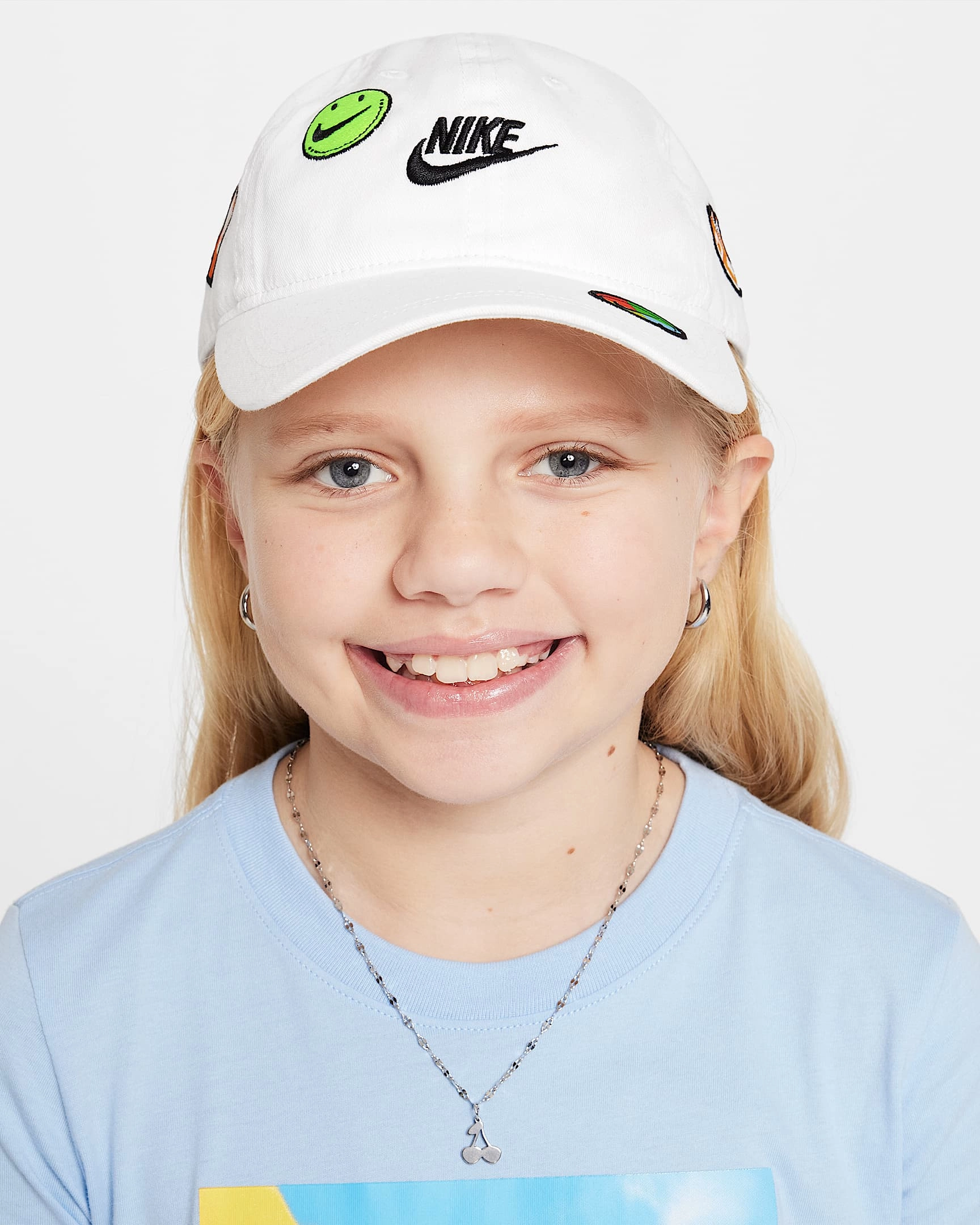NIKE KID'S FUTURA CURVE WHITE CAP