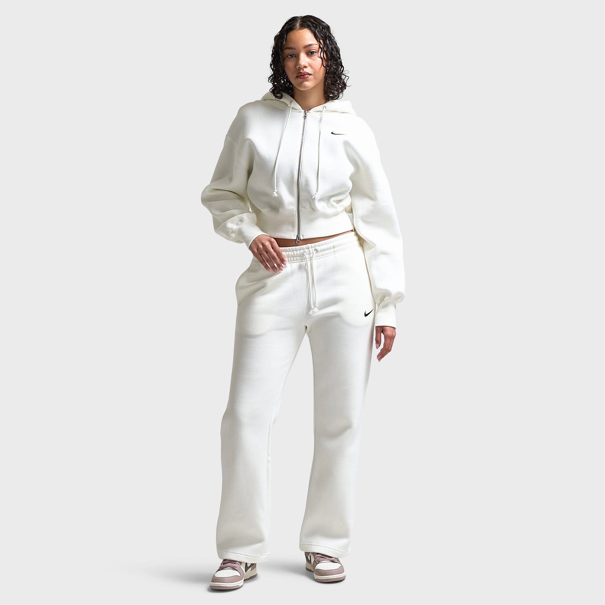 Nike Sportswear Women's Phoenix Fleece Mid-Rise Open-Hem Pants Sail / Black