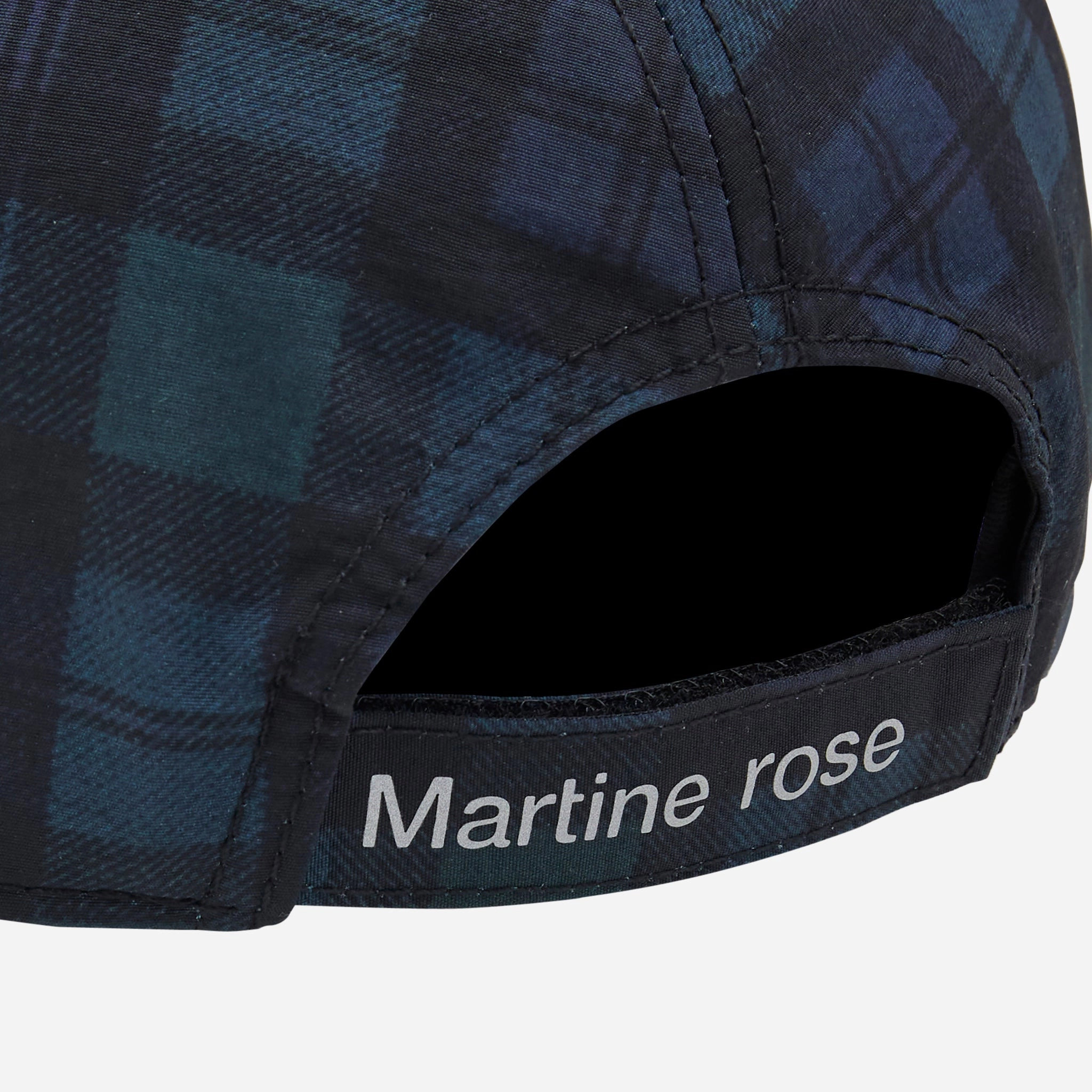 Nylon Cap Black Tartan