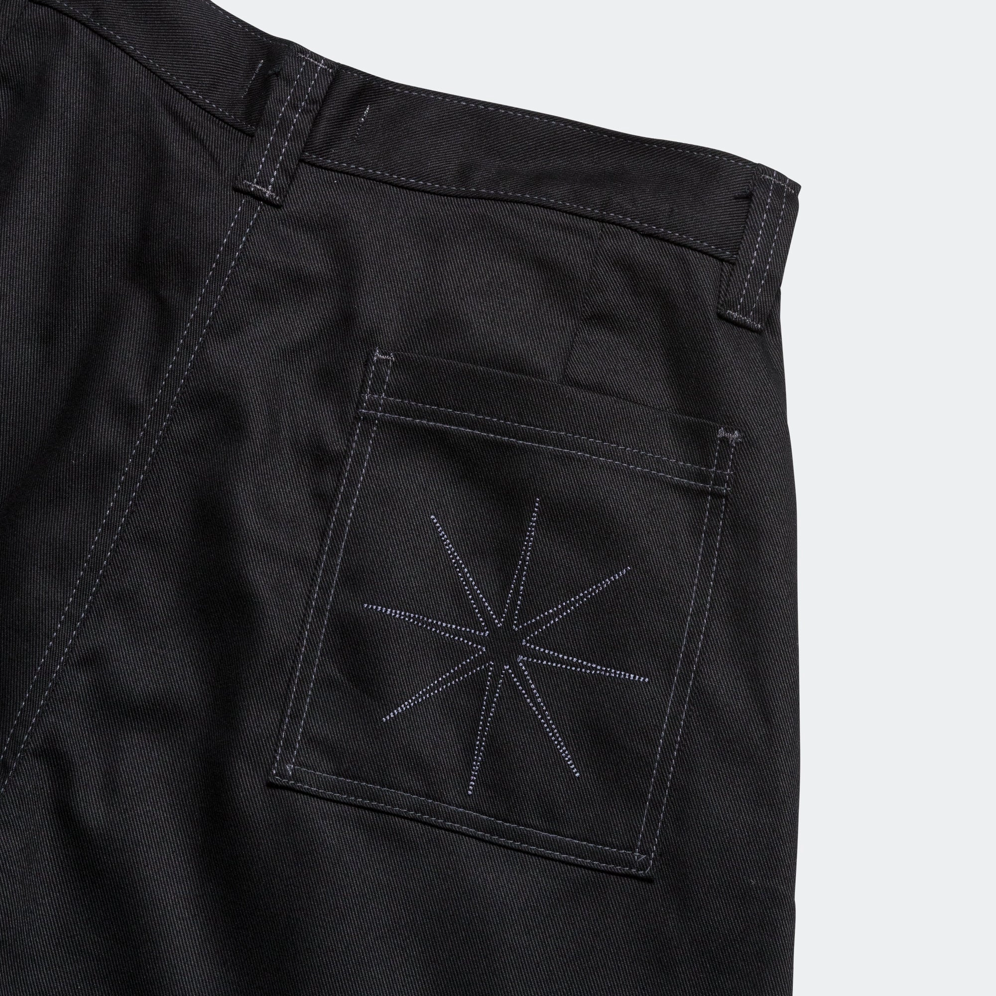 Pleated Oversized Shorts - Black/Charcoal