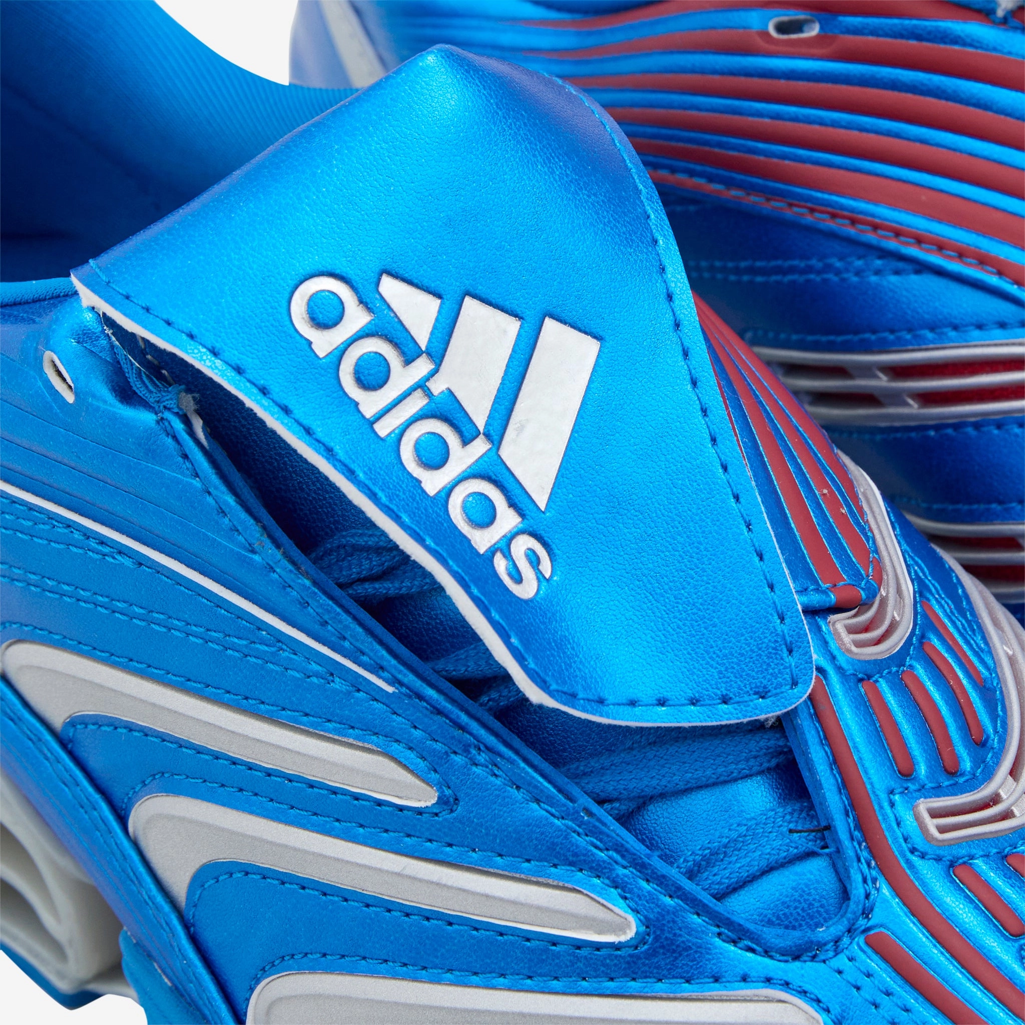 Predator Megaride Shock Blue | Silver Metallic | Better Scarlet