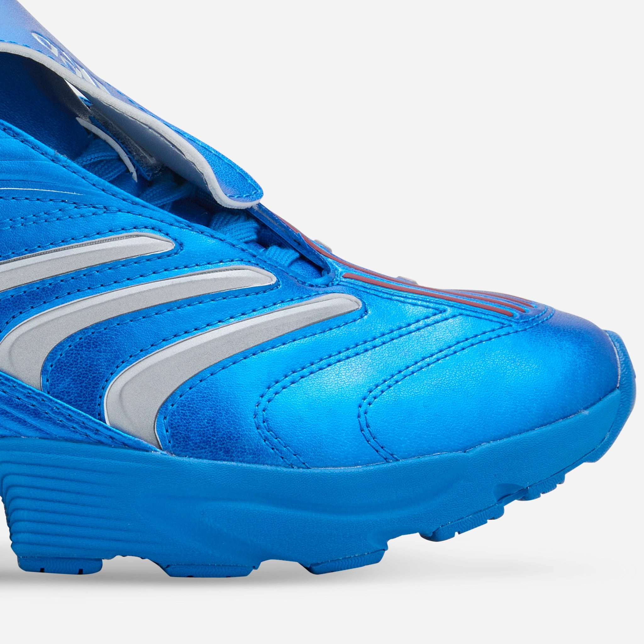 Predator Megaride Shock Blue | Silver Metallic | Better Scarlet