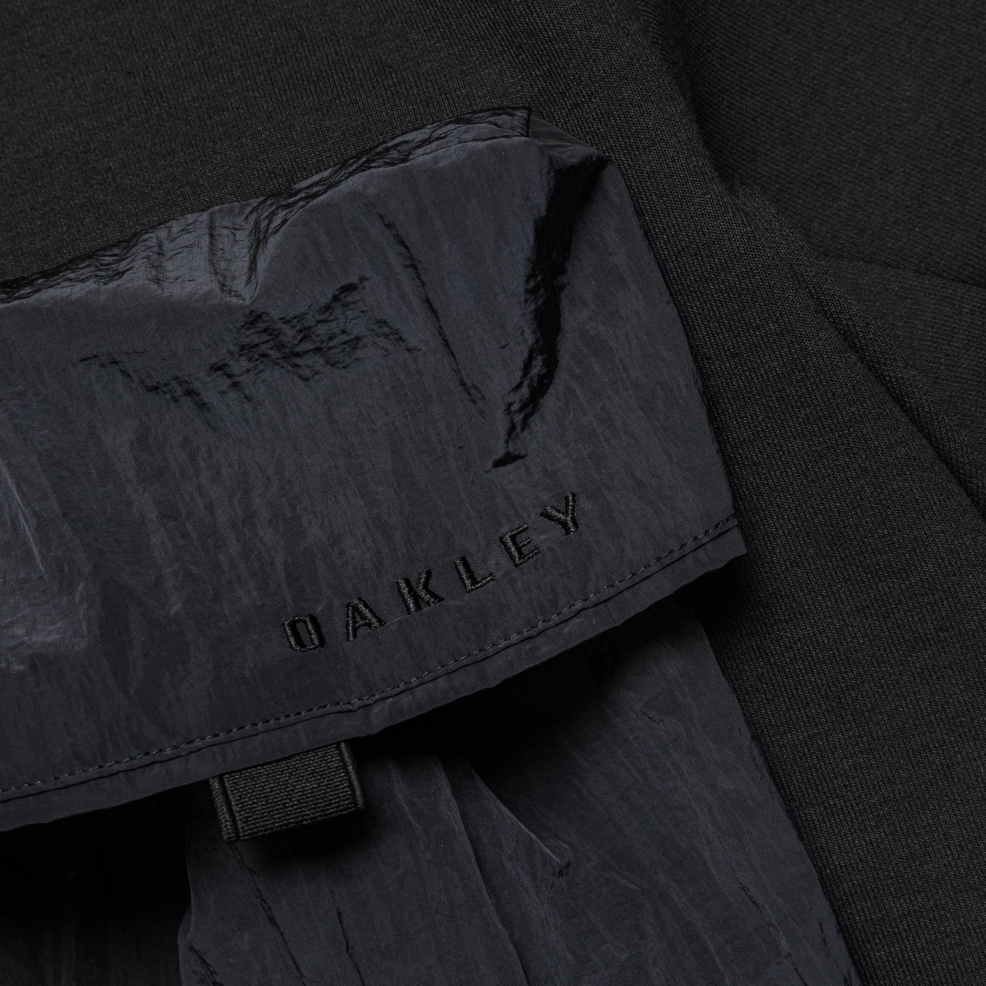 Reserve Pocket Tee - Blackout