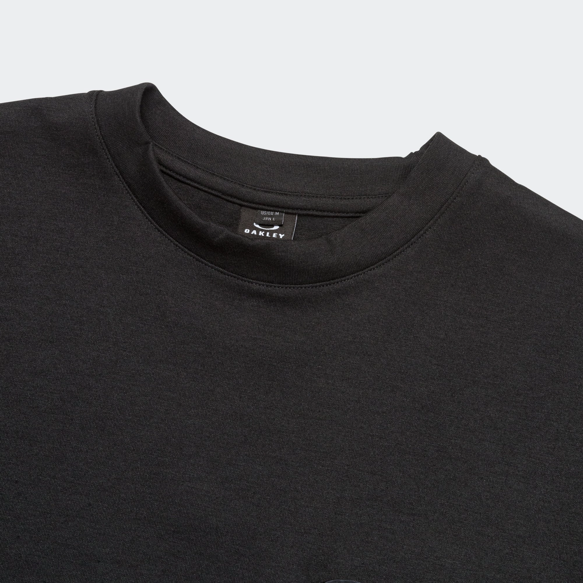 Reserve Pocket Tee - Blackout
