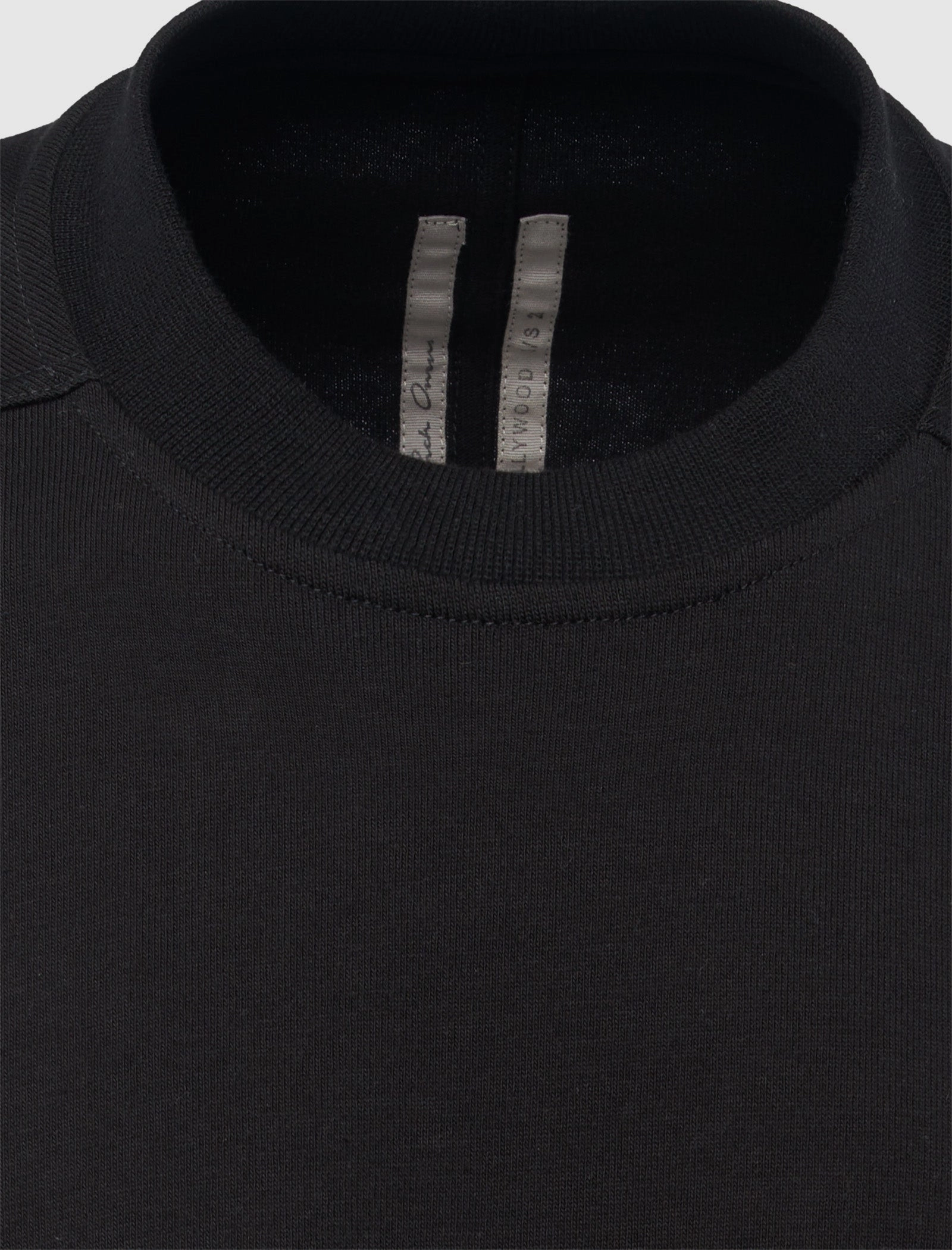 TOMMY TEE