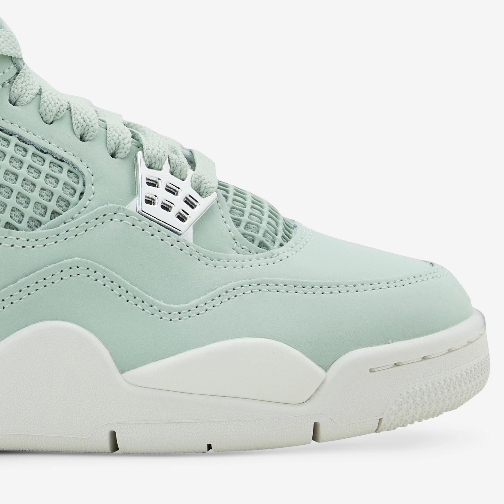 Women's Air Jordan 4 Retro 'Abundance' Seafoam | Sail | Metallic Silver