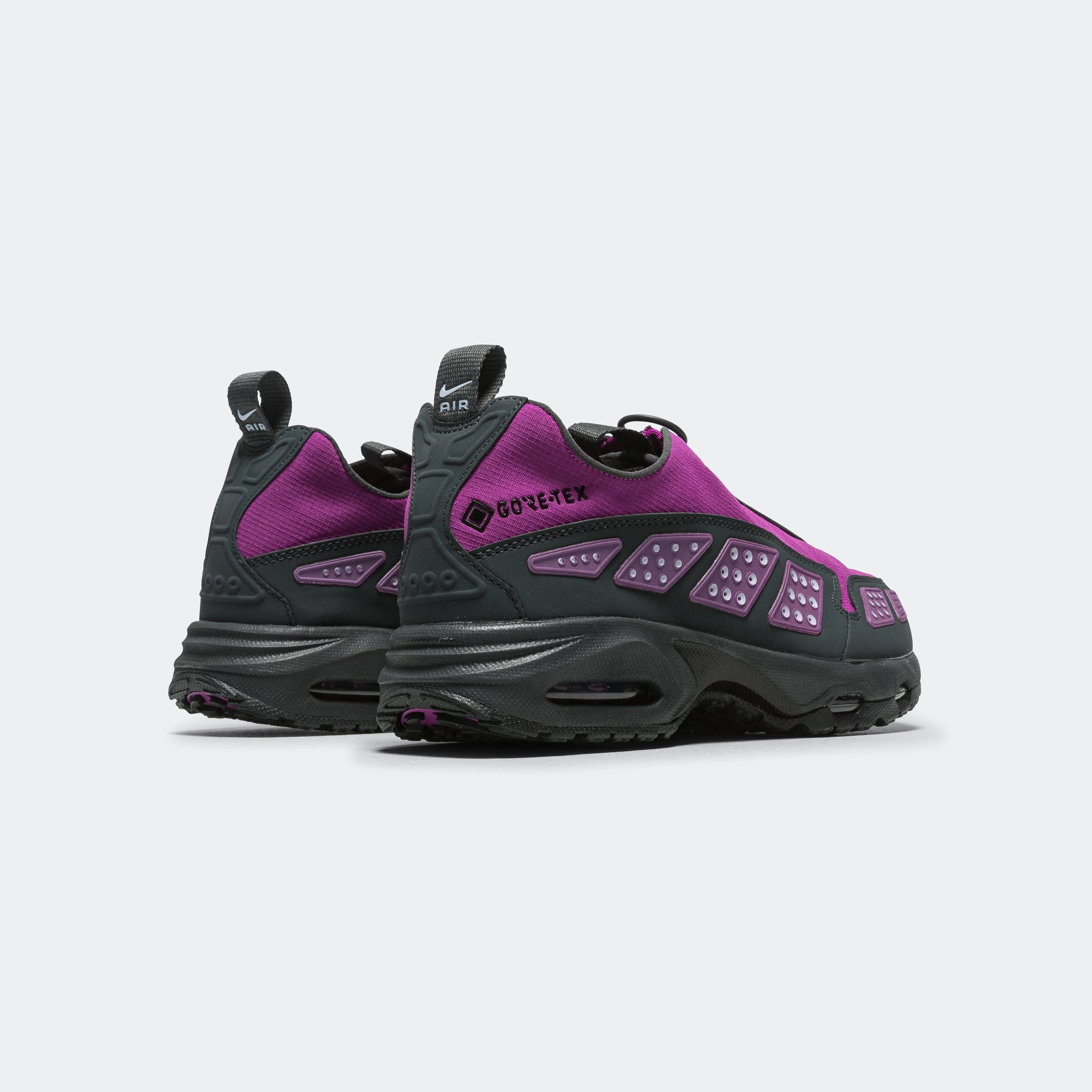 Womens Air Max SNDR GTX - Bold Berry/Dk-Smoke Grey-Ghost