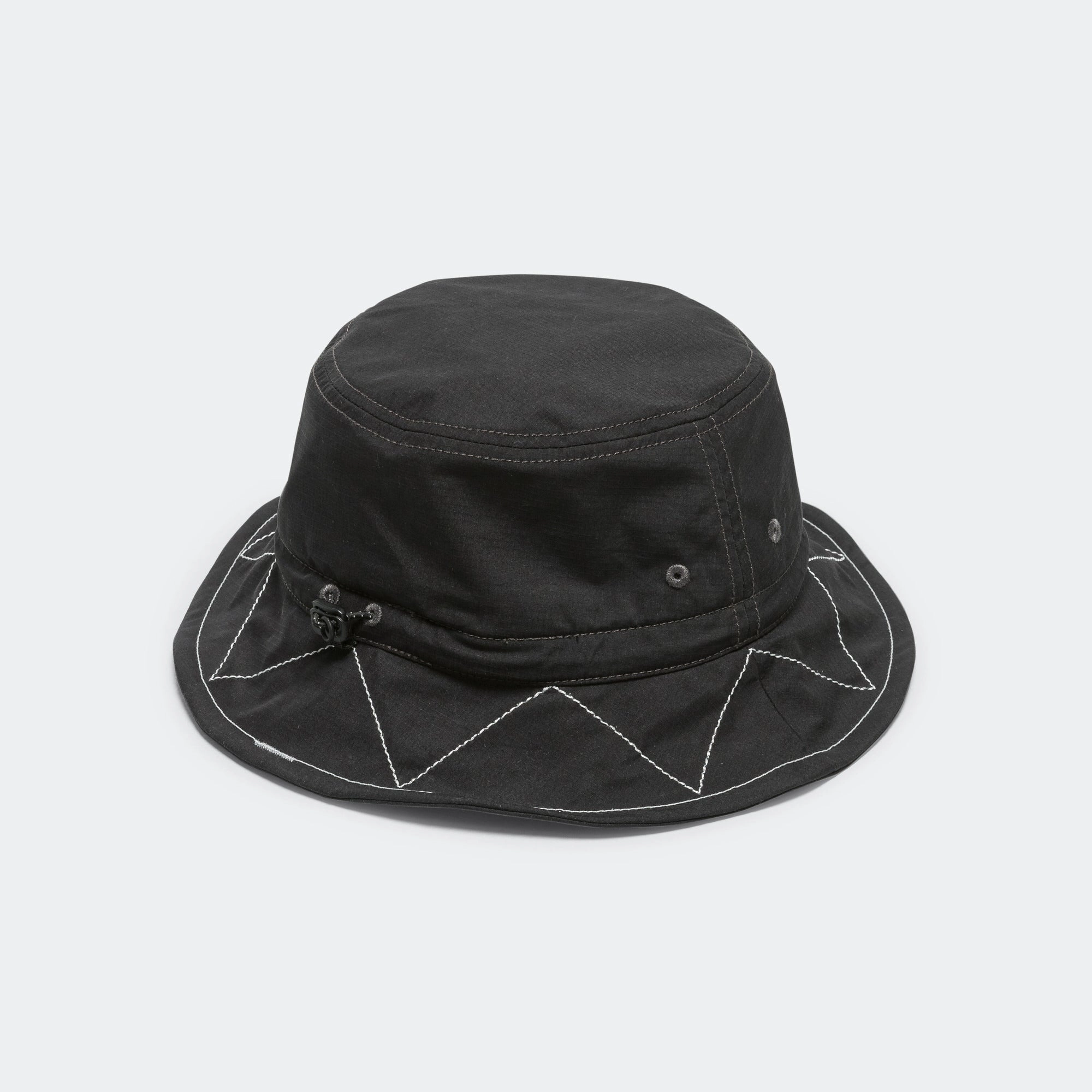 ZigZag Stitch Hat x and wander - Black